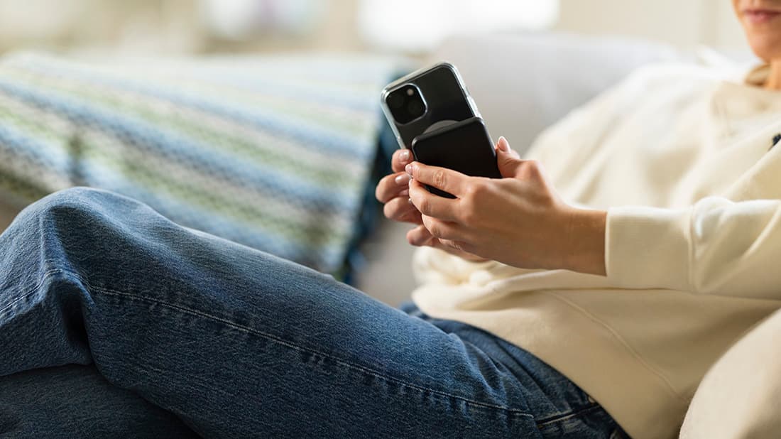 Beskytt og lad mobilen riktig