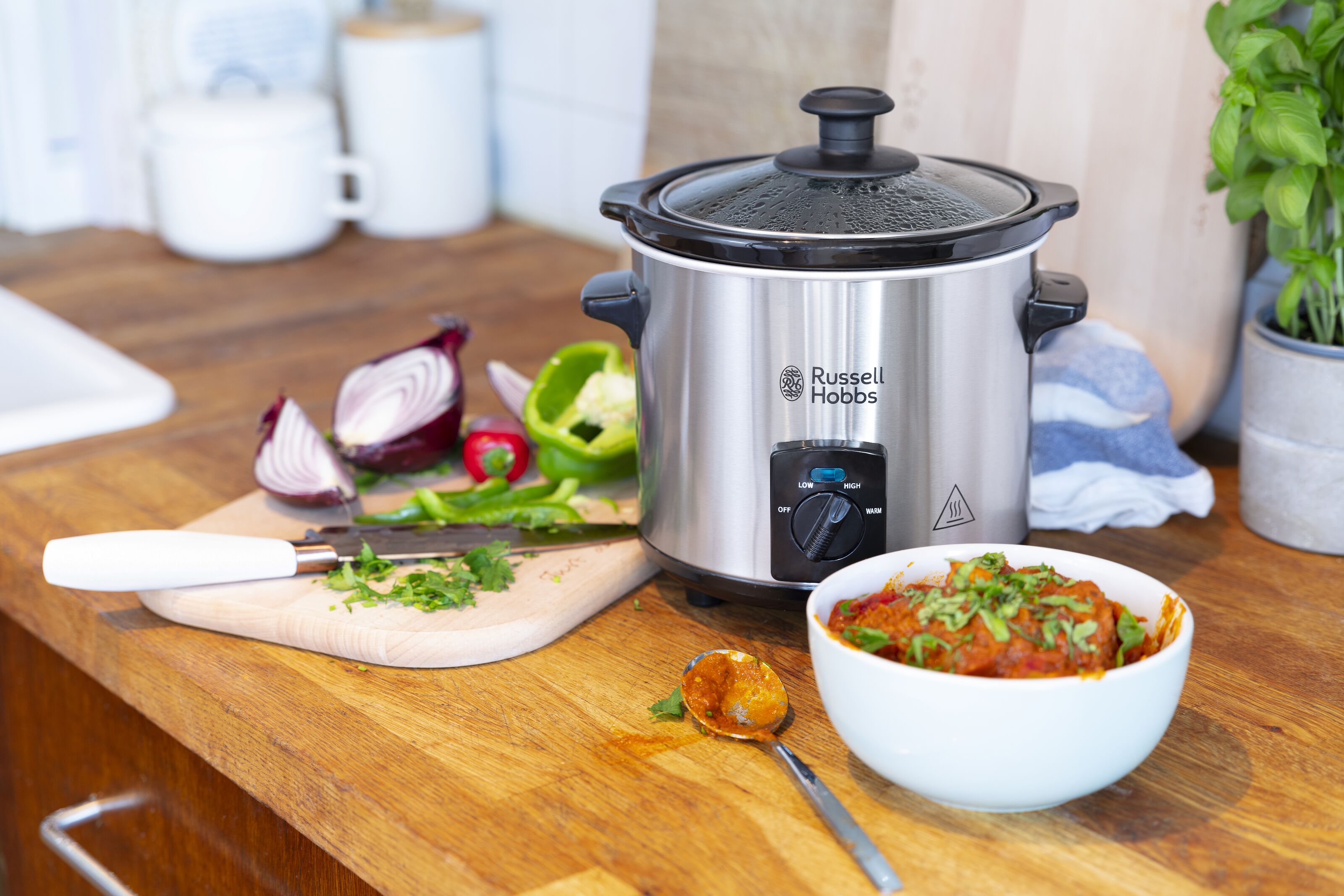 slow cooker russell hobbs 2l