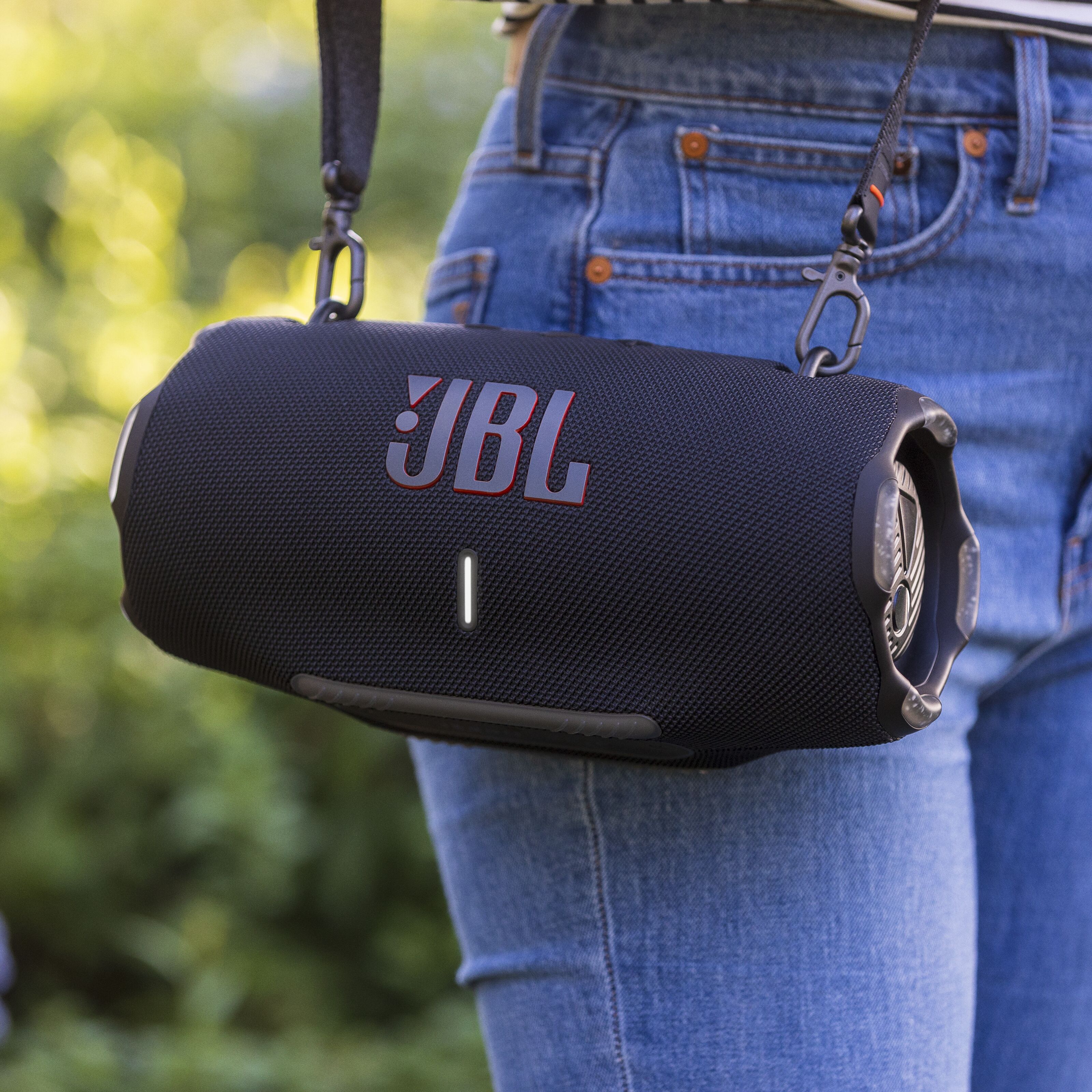 JBL xtreme store Bluetooth Speaker